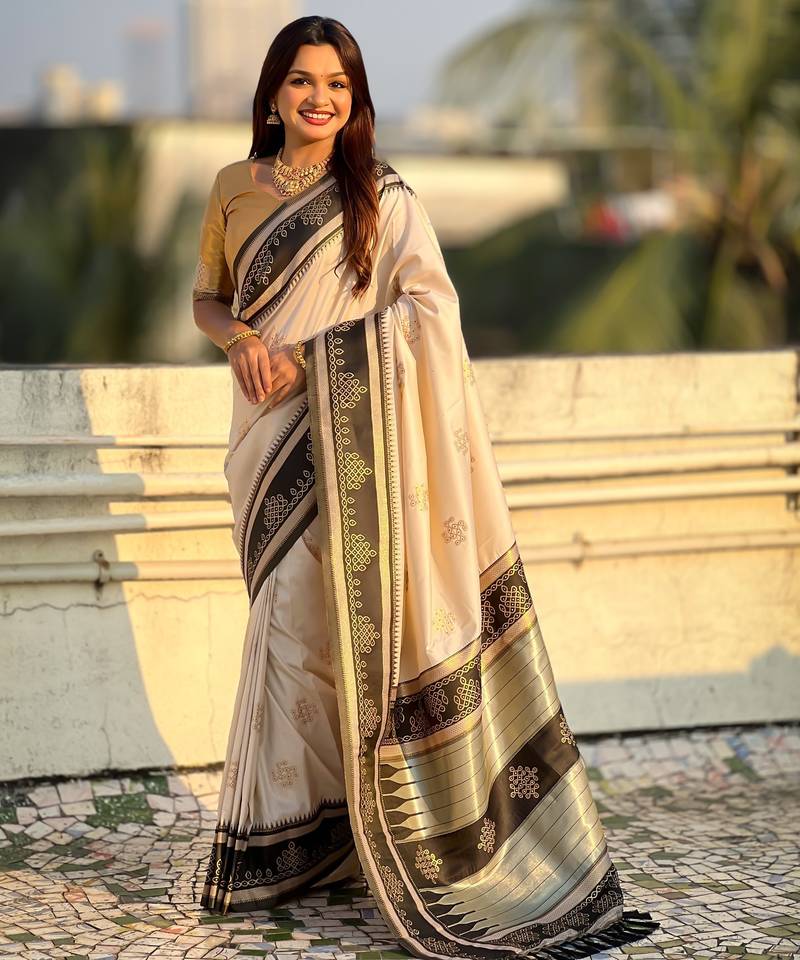 Off white soft silk rangoli art zari weaving saree with contrast blouse piece