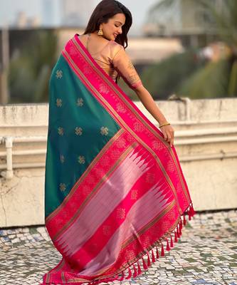 Teal soft silk rangoli art zari weaving saree with contrast blouse piece 2