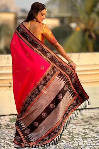 Pink soft silk rangoli art zari weaving saree with contrast blouse piece