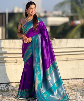 Violet soft silk rangoli art zari weaving saree with contrast blouse piece 3