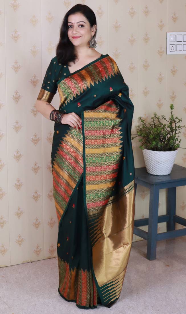 Green soft silk floral meenakari zari weaving saree with matching blouse piece