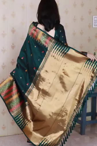 Green soft silk floral meenakari zari weaving saree with matching blouse piece