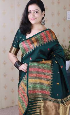 Green soft silk floral meenakari zari weaving saree with matching blouse piece 5