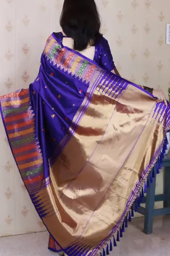 Blue soft silk floral meenakari zari weaving saree with matching blouse piece