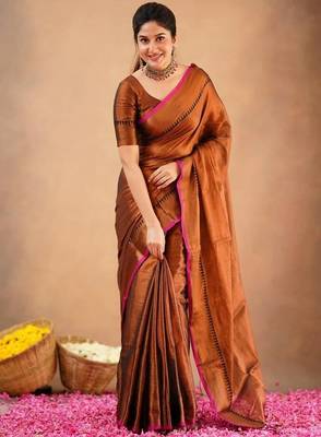 Golden fancy cotton handloom saree with blouse piece for women 4