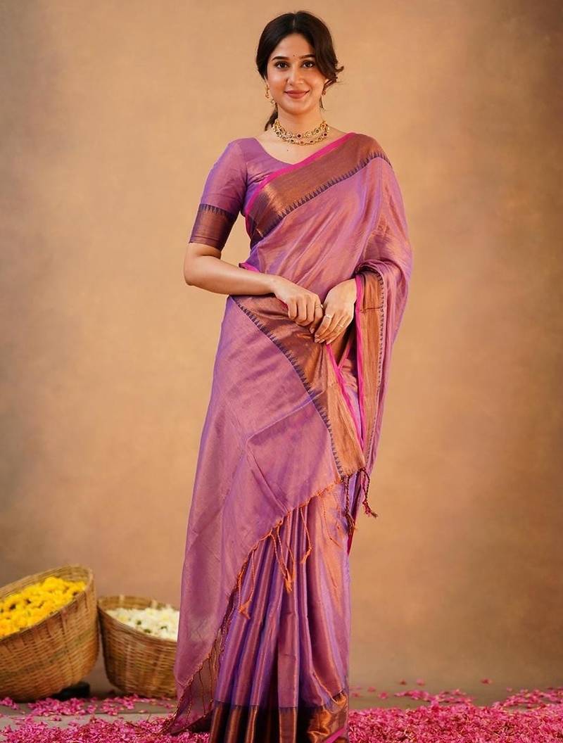 Purple fancy cotton handloom saree with blouse piece for women