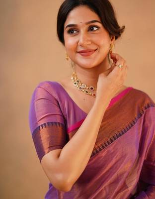 Purple fancy cotton handloom saree with blouse piece for women 2