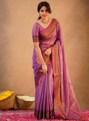 Purple fancy cotton handloom saree with blouse piece for women 5