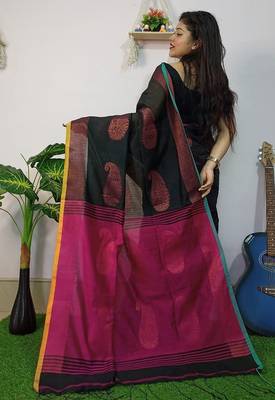 Black & pink fancy cotton handloom saree with blouse piece for women 2