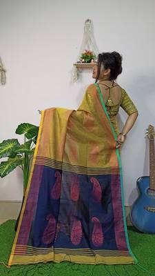 Cream & blue fancy cotton handloom saree with blouse piece for women 4