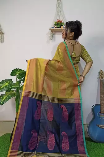 Cream & blue fancy cotton handloom saree with blouse piece for women