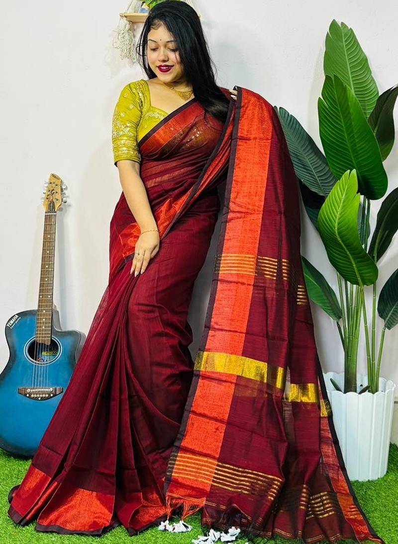 Red fancy cotton handloom saree with blouse piece for women