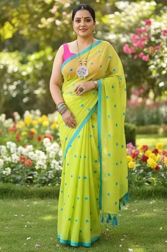 Green fancy cotton handloom saree with blouse piece for women