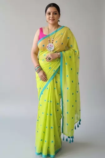 Green fancy cotton handloom saree with blouse piece for women
