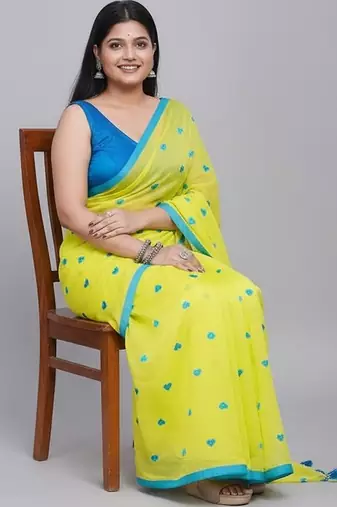 Green fancy cotton handloom saree with blouse piece for women