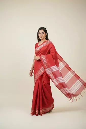 Red fancy cotton handloom saree with blouse piece for women