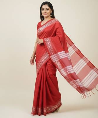 Red fancy cotton handloom saree with blouse piece for women 3