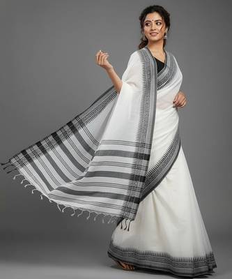 White fancy cotton handloom saree with blouse piece for women 3