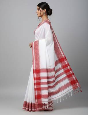 White & red fancy cotton handloom saree with blouse piece for women 2