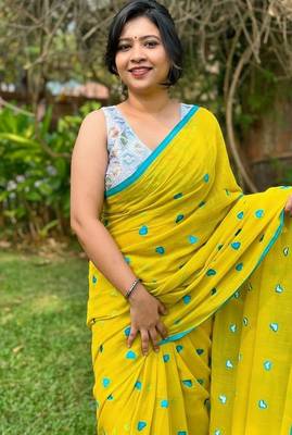 Yellow fancy cotton handloom saree with blouse piece for women 5
