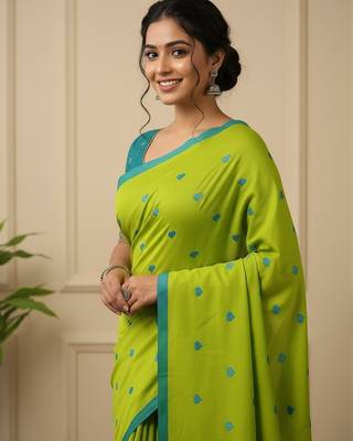 Green fancy cotton handloom saree with blouse piece for women 4