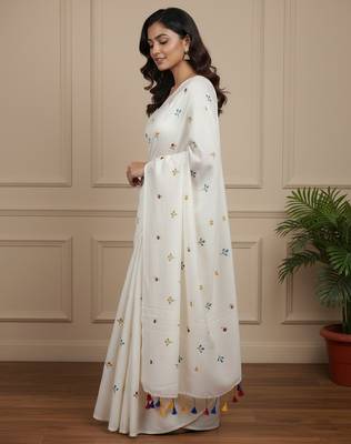 White fancy cotton handloom saree with blouse piece for women 4