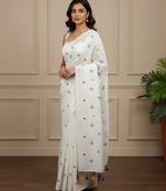 White fancy cotton handloom saree with blouse piece for women