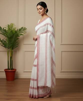 White fancy cotton handloom saree with blouse piece for women 3