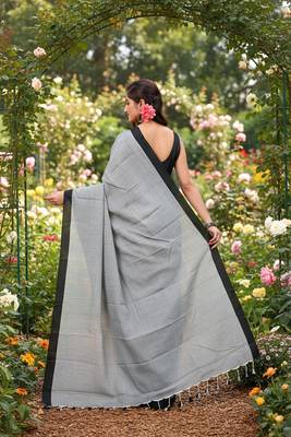 Grey fancy cotton handloom saree with blouse piece for women 4