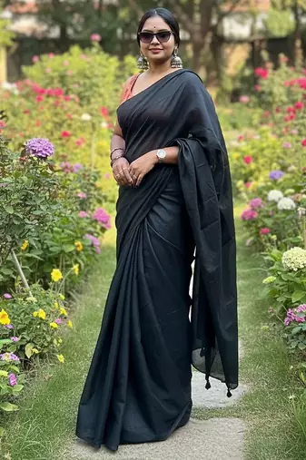 Black fancy cotton handloom saree with blouse piece for women