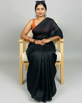 Black fancy cotton handloom saree with blouse piece for women 4