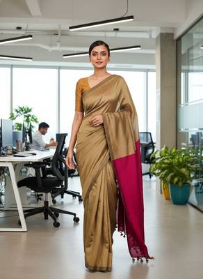 Cream & rani fancy cotton handloom saree with blouse piece for women 2