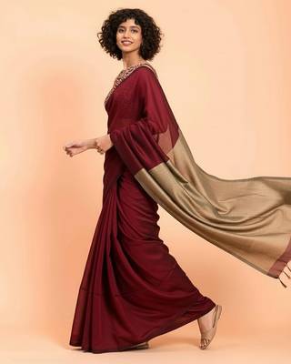 Maroon & golden fancy cotton handloom saree with blouse piece for women 4