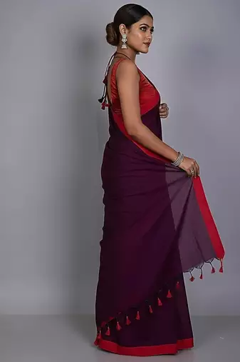 Red & majendar fancy cotton handloom saree with blouse piece for women