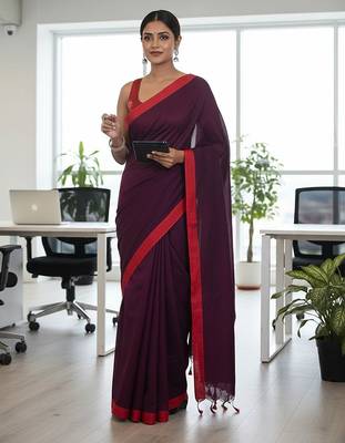 Red & majendar fancy cotton handloom saree with blouse piece for women 3