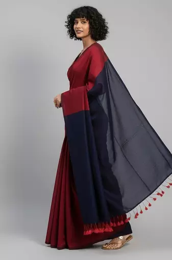 Red & black fancy cotton handloom saree with blouse piece for women