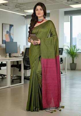 Green & pink fancy cotton handloom saree with blouse piece for women 2