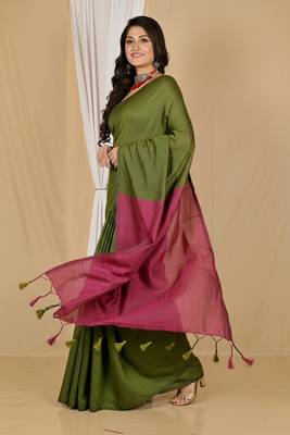 Green & pink fancy cotton handloom saree with blouse piece for women 4