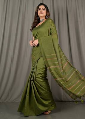 Green fancy cotton handloom saree with blouse piece for women 5
