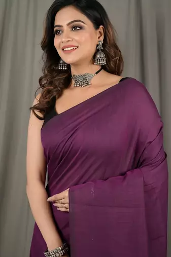 Magenta fancy cotton handloom saree with blouse piece for women