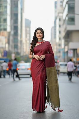 Maroon & golden fancy cotton handloom saree with blouse piece for women 1