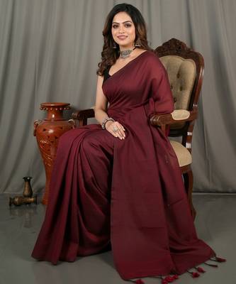 Red fancy cotton handloom saree with blouse piece for women 4