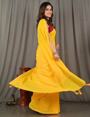 Yellow fancy cotton handloom saree with blouse piece for women 4