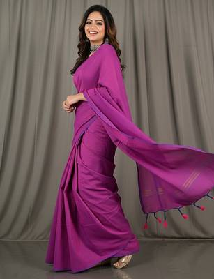 Red & pink fancy cotton handloom saree with blouse piece for women 4