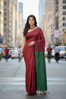 Red fancy cotton handloom saree with blouse piece for women 1