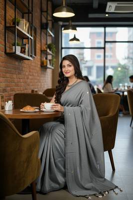 Blue fancy cotton handloom saree with blouse piece for women 2