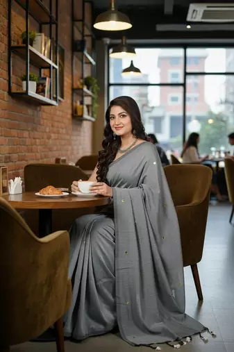 Blue fancy cotton handloom saree with blouse piece for women