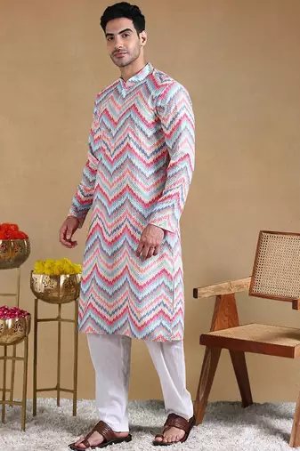 Men pink viscose rayon chevron printed straight kurta with trousers
