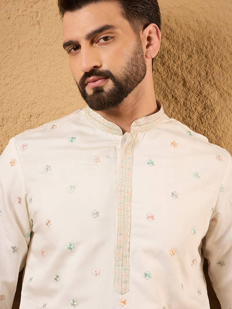 Men off white silk blend solid embroidered straight kurta with trouser