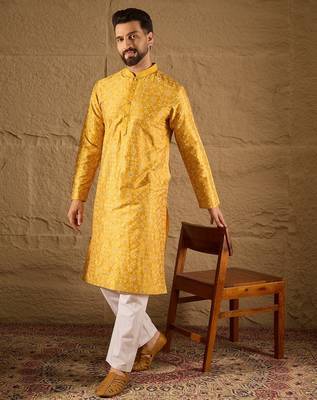 Men yellow pure silk geometric printed straight kurta with trousers 1
